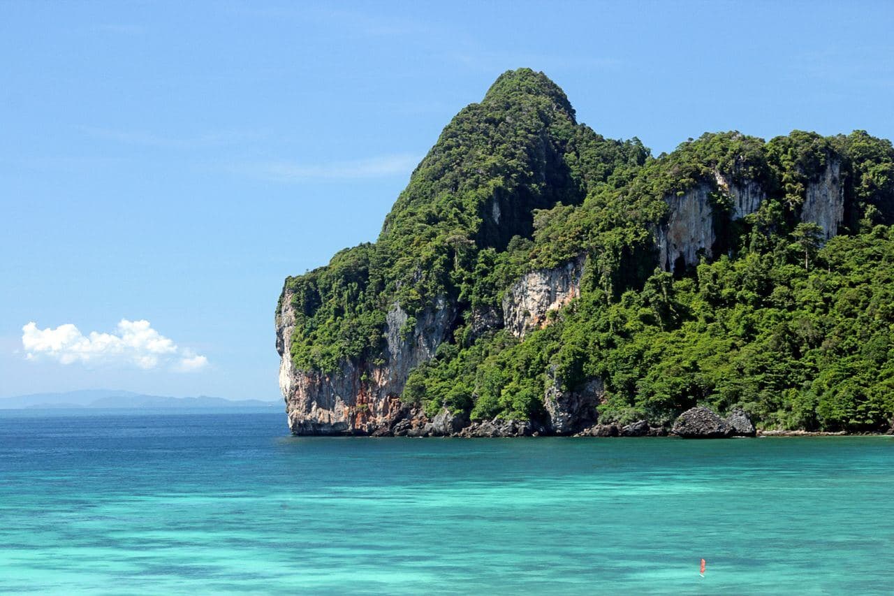 Krabi limestone cliffs