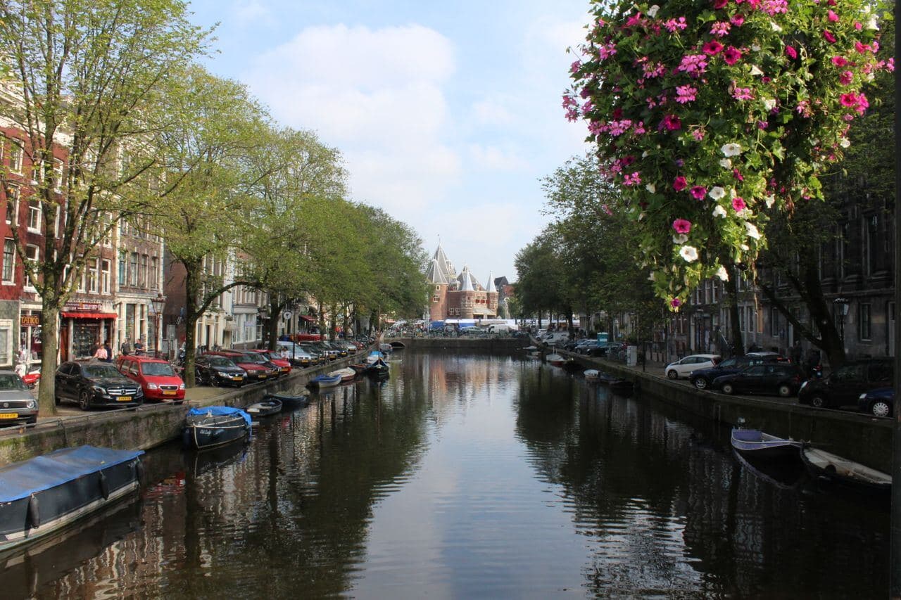 Amsterdam canal street